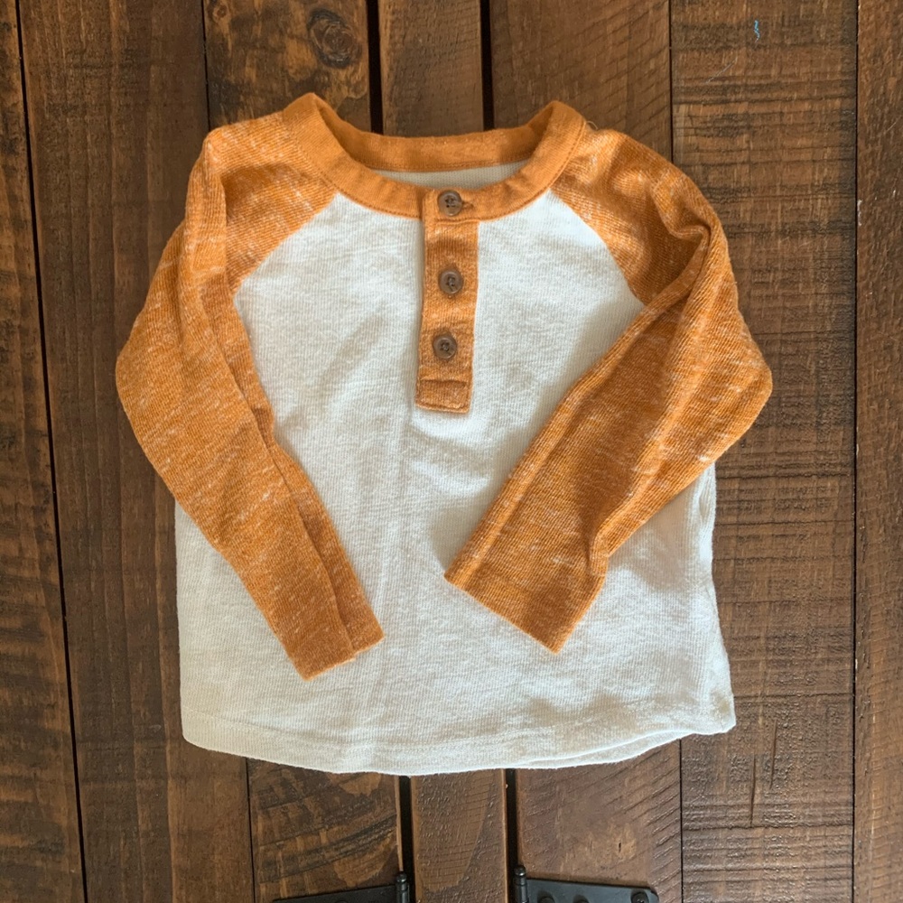 12/18 old navy shirt